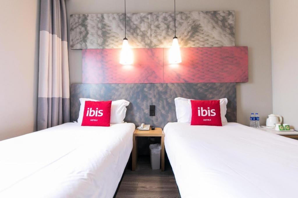 Ibis Expo Dongming Road Metro Station Shanghai