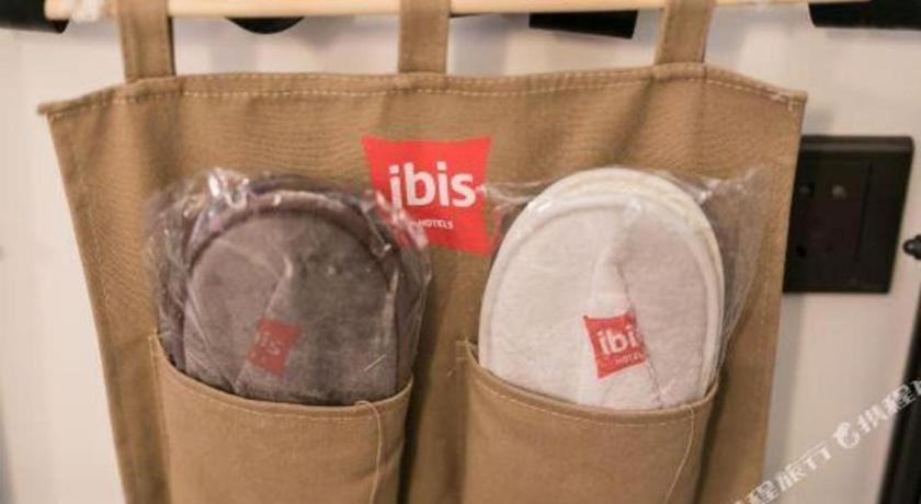 Ibis Expo Dongming Road Metro Station Shanghai